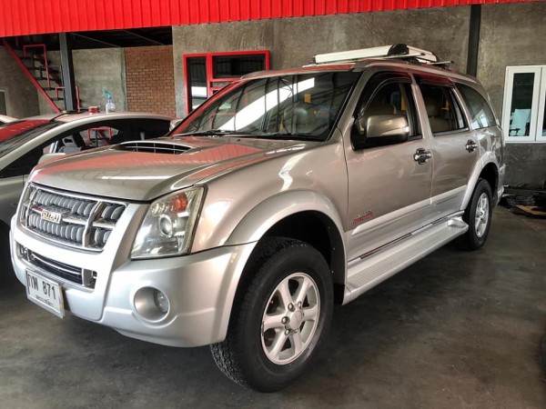 Isuzu MU-7 ปี 2007 สีเงิน