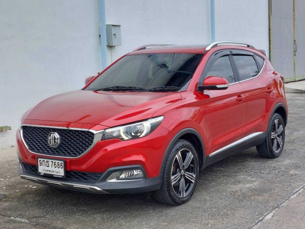 2019 MG ZS สีแดง