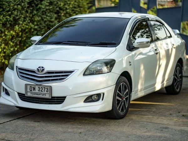 2012 Toyota Vios สีขาว