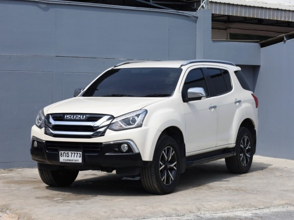 2019 ISUZU MU-X 1.9 DVD +NA auto ไมล์แท้ 50,000 กม.มือเดียว