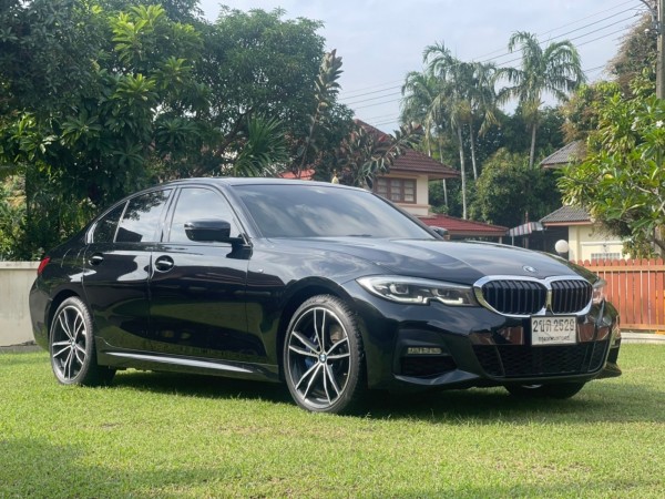 2019 BMW 3 Series F30 330e สีดำ