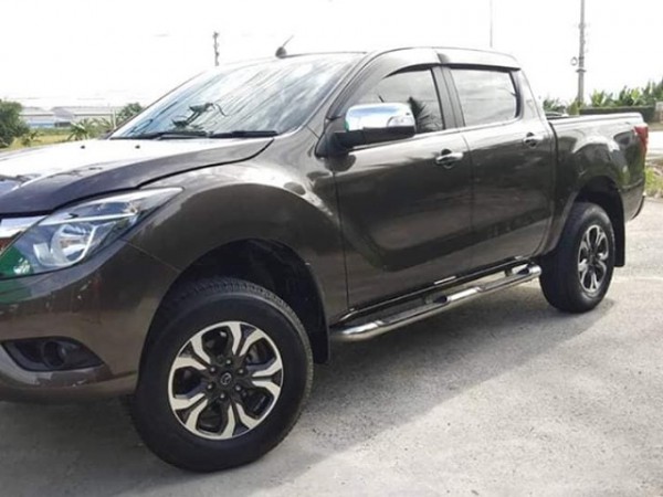 Mazda BT-50 PRO Double Cab (4 ประตู) ปี 2018 สีน้ำตาล