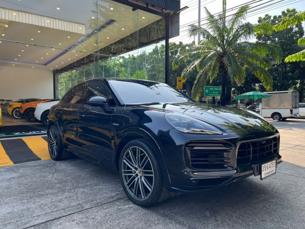 2018 Porsche Cayenne E-Hybrid สีดำ