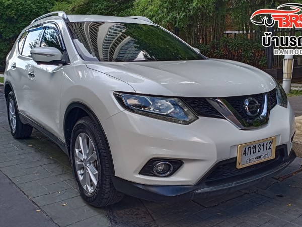 2015 Nissan X-trail สีขาว