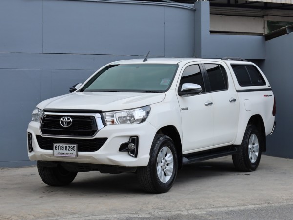 2018 Toyota Revo Double Cab 2.4E Prerunner auto ฟรีดาวน์