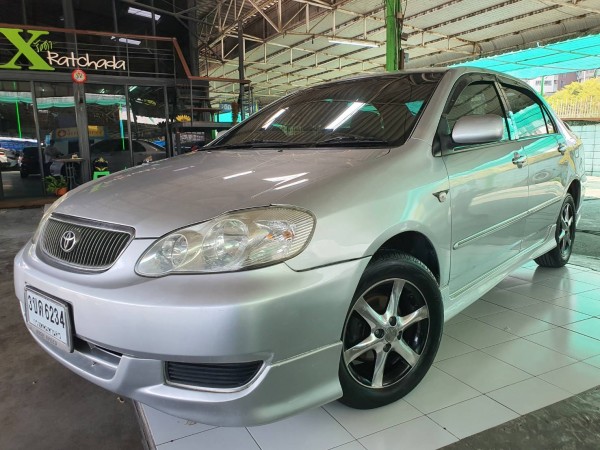 Toyota Corolla Altis 1.6E ปี 2002 สีบรอนซ์เงิน เกียร์ธรรมดา มือ1