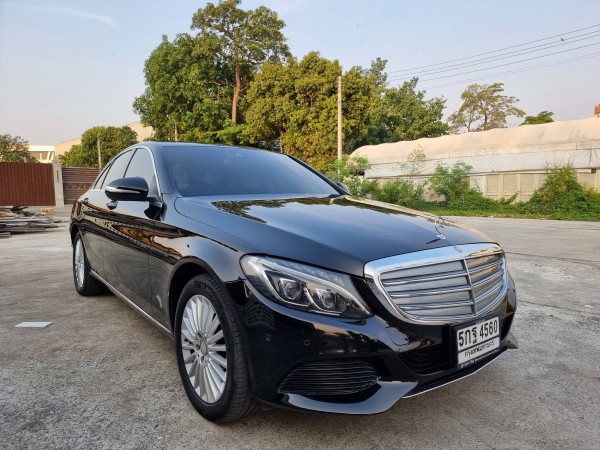 2016 Mercedes-Benz C-Class W205 C300 สีดำ