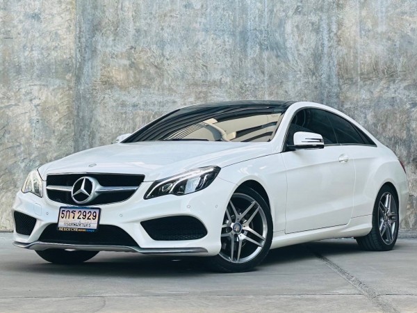 2016 Mercedes-Benz E-Class W211 E200 สีขาว