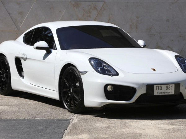 2016 Porsche Cayman 981 สีขาว