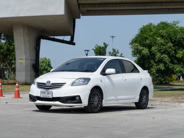 2012 Toyota Vios สีขาว