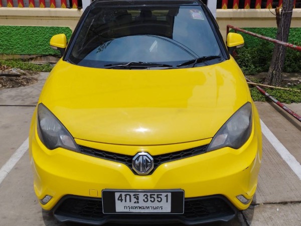 2015 MG 3 Hatchback 1.5 X SUNROOF Auto ไม่มีอุบัติเหตุ ไม่มีเครดิตฟรีดาวน์ มีเครดิตจัดไฟแนนท์มีเงินเหลือ
