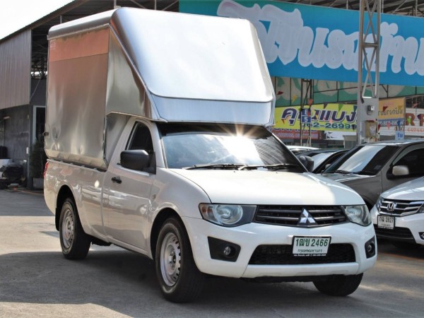 ว่าราคาที่ไหวเท่าไหรก็ขายครับ 2013 Mitsubishi Triton 2.5 GL SINGLE MT สีขาว เกียร์ธรรมดา ดีเซล