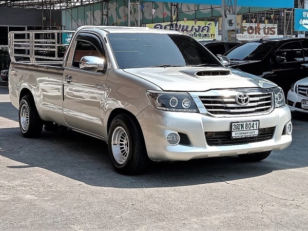 2013 ธ.ค. Toyota Hilux Vigo CHAMP 2.5 J D4D VN-Turbo Inter Cooler MT สีขาว เกียร์ธรรมดา ตอนเดียวคอกแสตนเลส เครื่องดีเซล ออกรถเหหลือเงิน ไม่มีเครดิตก็ท