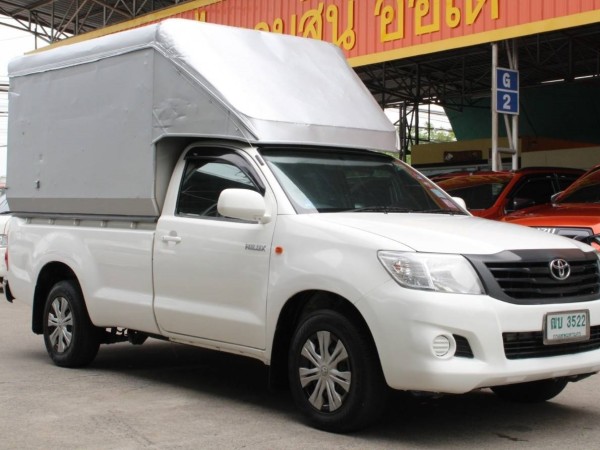 ตอนเดียวแชมป์พร้อมตู้ทึบ ราคาพิเศษ จัดได้ท่วม 2012 Toyota Hilux Vigo CHAMP 2.5 J MT สีขาว กะบะตอนเดียวเชิงพานิชย์ พร้อมหลังคา 1.80 เมตร