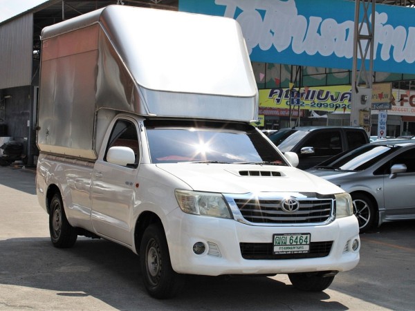 ตอนเดียวแชมป์พร้อมตู้ทึบ ราคาพิเศษ จัดได้ท่วม 2012 Toyota Hilux Vigo CHAMP 2.5 J MT สีขาว