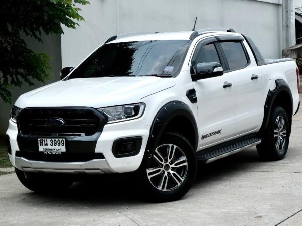 Ford ranger wildtrak 2.0 turbo ขับ 2 ปี2020 สีขาว เกียร์ธรรมดา ดีเซล