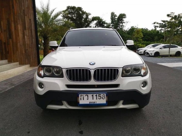 BMW X3 E83 ปี 2010 สีขาว