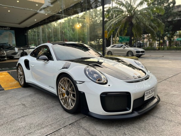 2019 Porsche 911 992 สีขาว