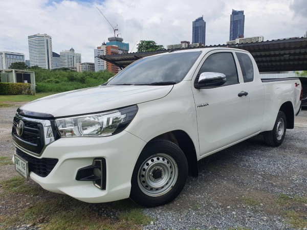 Toyota Revo 2.4 Entry Smart Cab Z edition สีขาว ปี 2019