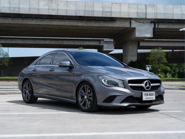 2017 Mercedes-Benz C-Class W205 C200 สีเทา