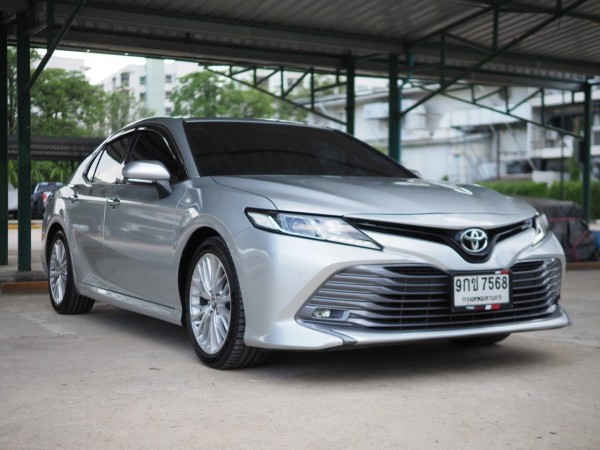 2019 Toyota Camry สีเทา