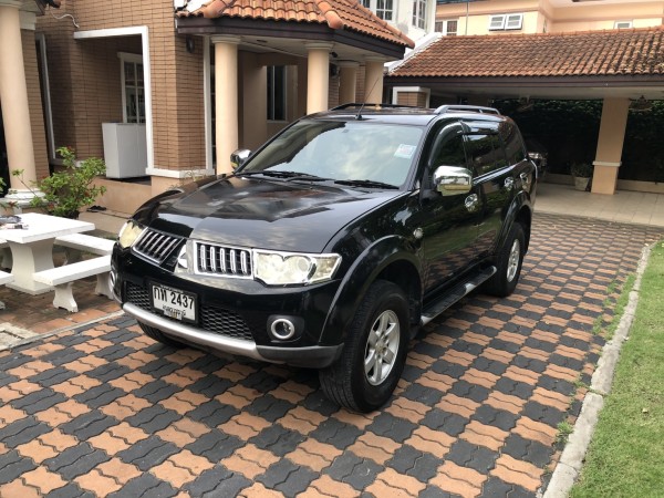 2010 MITSUBISHI PAJERO SPORT 2.5 GT auto ฟรีดาวน์