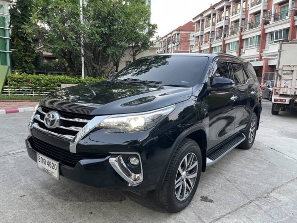 2019 Toyota Fortuner สีดำ