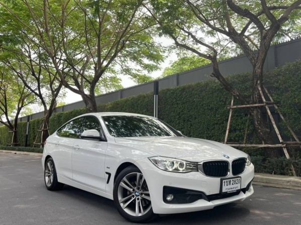 2017 BMW 320D GT SPORT LCI สีขาว