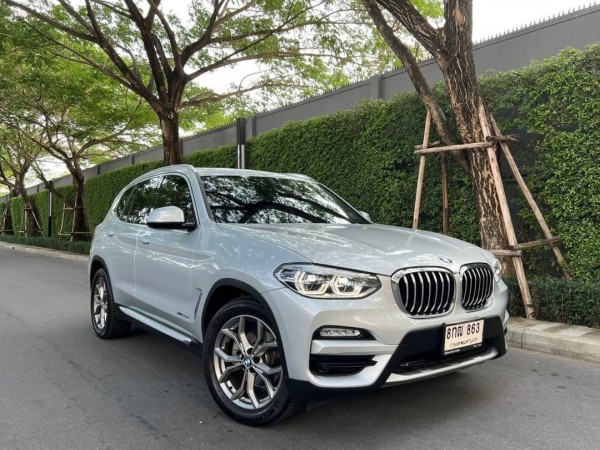 2018 BMW X3 G01 สีเงิน