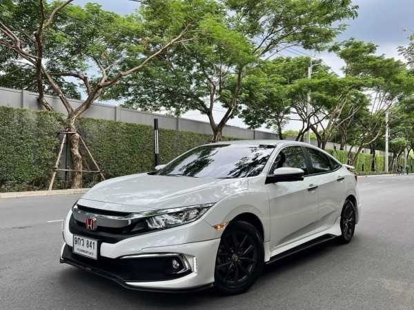 civic fc 1.8 EL MNC ปี 2020 สีขาวมุก ฟรีดาวน์