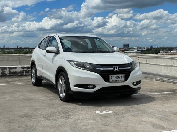 2015 Honda HR-V สีขาว