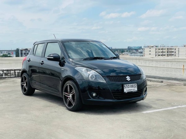 2015 Suzuki Swift สีดำ