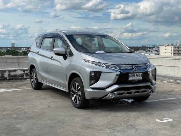 2018 Mitsubishi Xpander สีเงิน