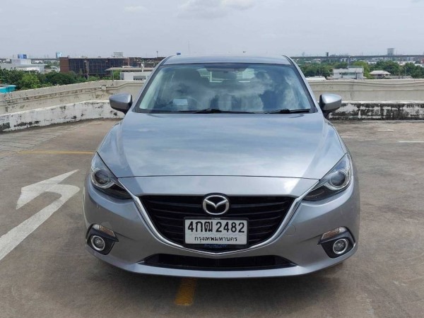 2014 Mazda 3 Fastback สีเงิน