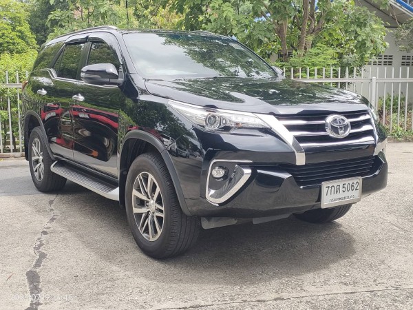 2018 TOYOTA FORTUNER 2.4V auto ไมล์แท้ 80xxx กม.
