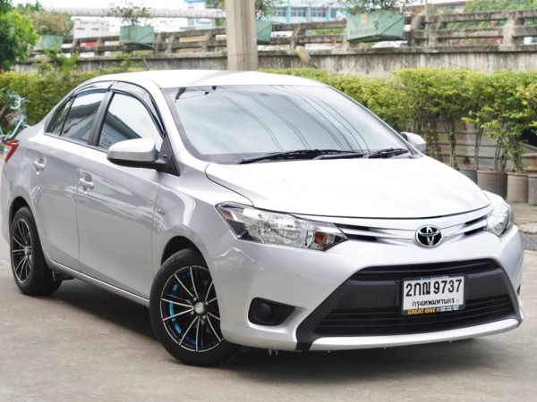 2013 Toyota Vios สีเงิน