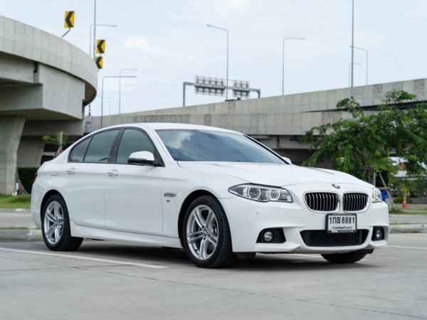 2016 BMW 528i M SPORT F10 สีขาว