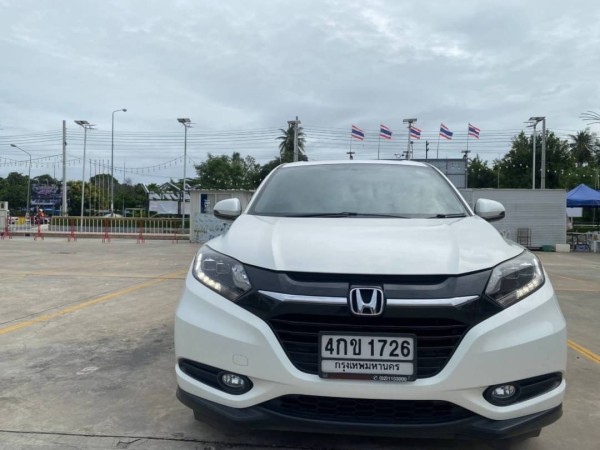 2015 Honda HR-V สีขาว