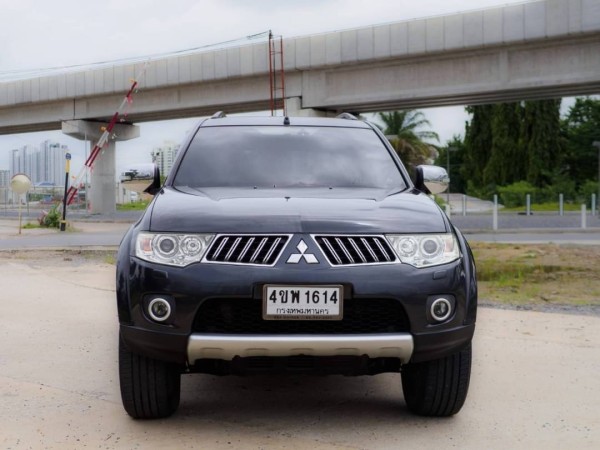 2013 Mitsubishi Pajero Sport สีเทา