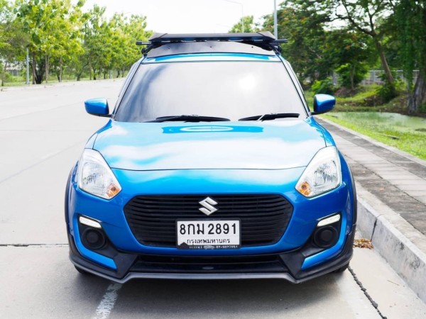 2019 Suzuki Swift สีน้ำเงิน