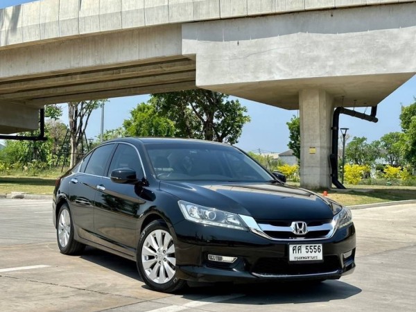 2014 Honda Accord สีดำ