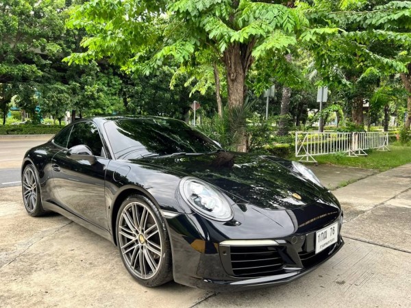 2017 Porsche Carera 991.2 coupe สีดำ