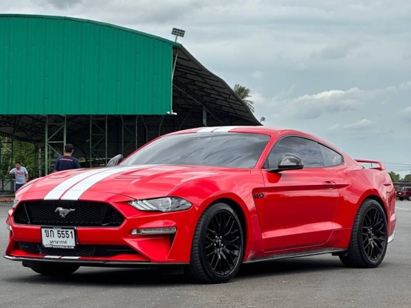 2018 Ford Mustang สีแดง