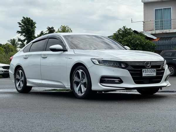 2019 Honda Accord สีขาว