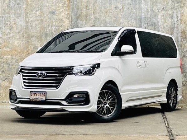 2019 Hyundai H-1 สีขาว