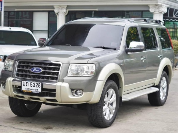 2011 Ford Everest สีทอง