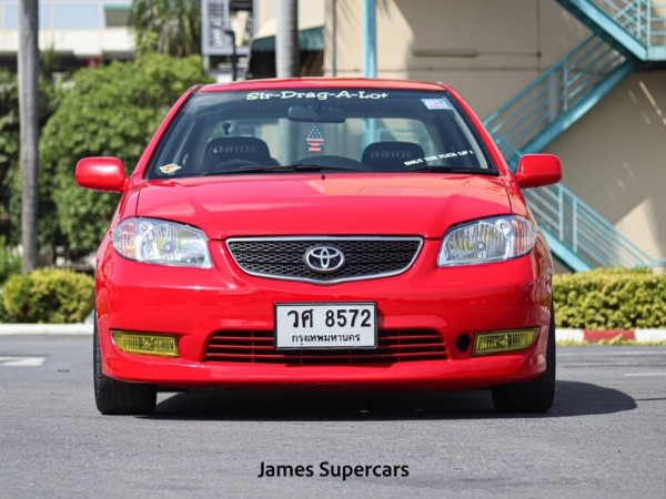 2004 Toyota Vios สีแดง