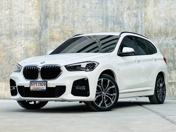 2021 BMW X1 U11 สีขาว
