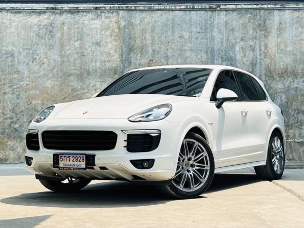 2016 Porsche Cayenne E-Hybrid สีขาว