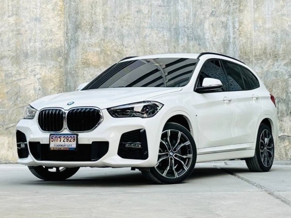 2021 BMW X1 F48 สีขาว